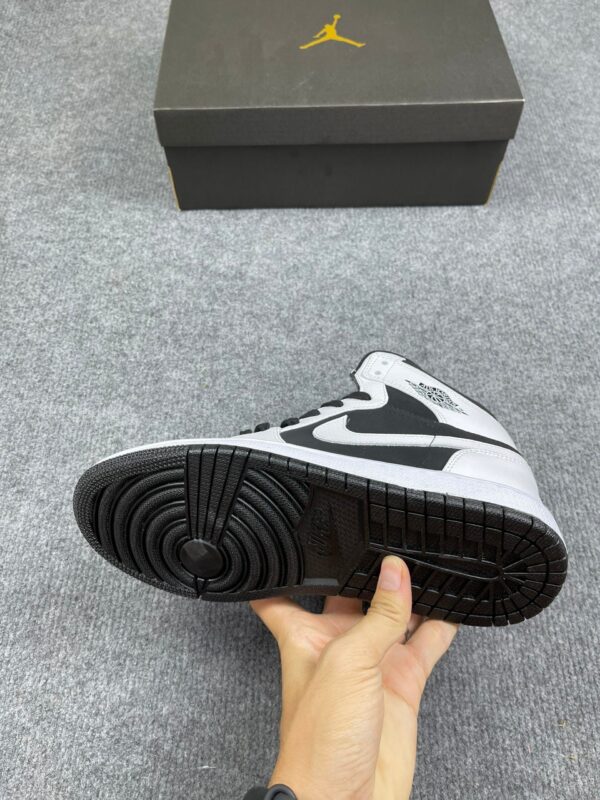 Giày Nike Jordan panda ss 2022 cổ cao rep 1:1